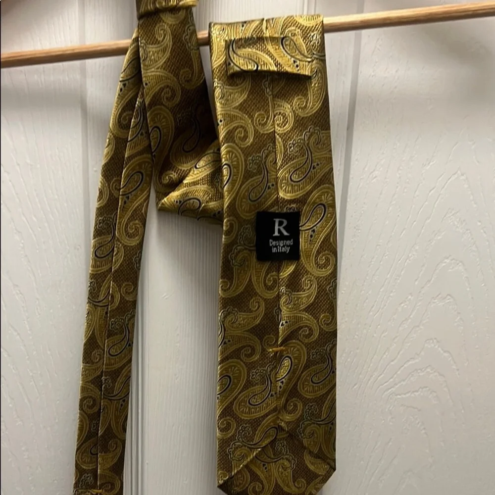 Gold Paisley Silk Neck Tie Mens Classic Width Dress Wedding Preppy